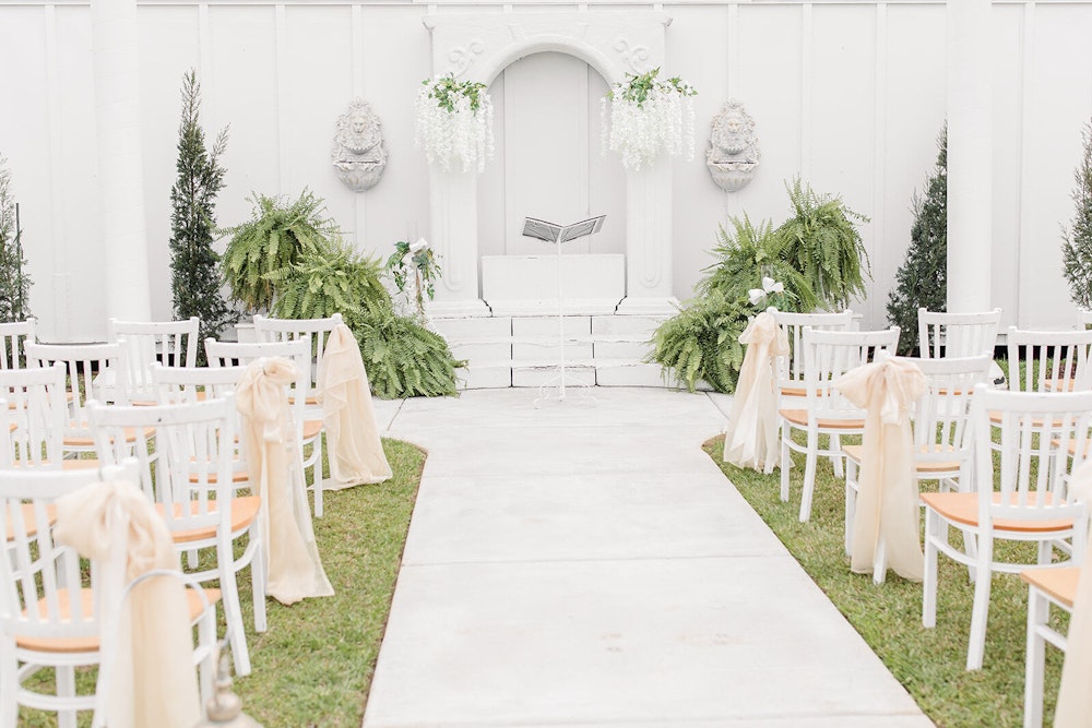 7 Best Lafayette LA Wedding Venues | See Prices