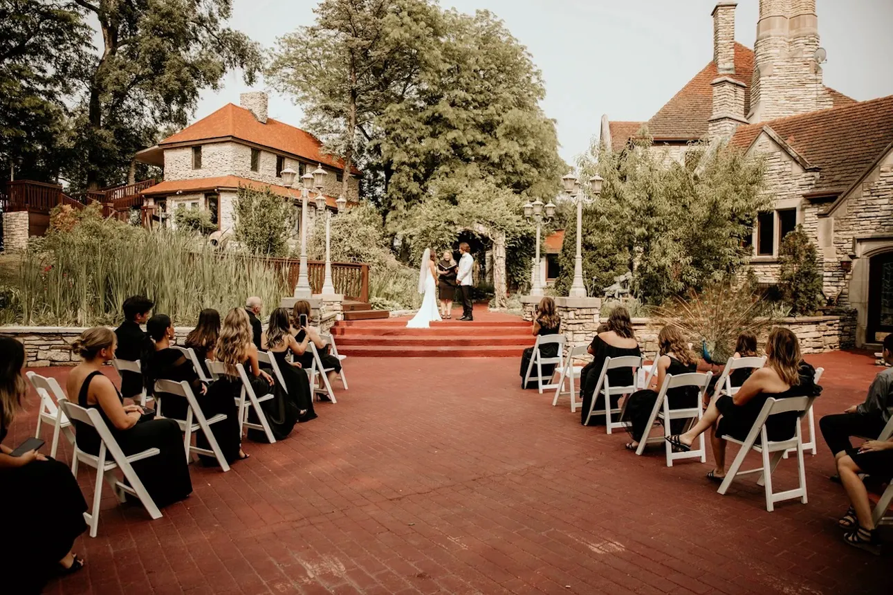 Meyer’s Castle Wedding Venue Dyer IN 46311