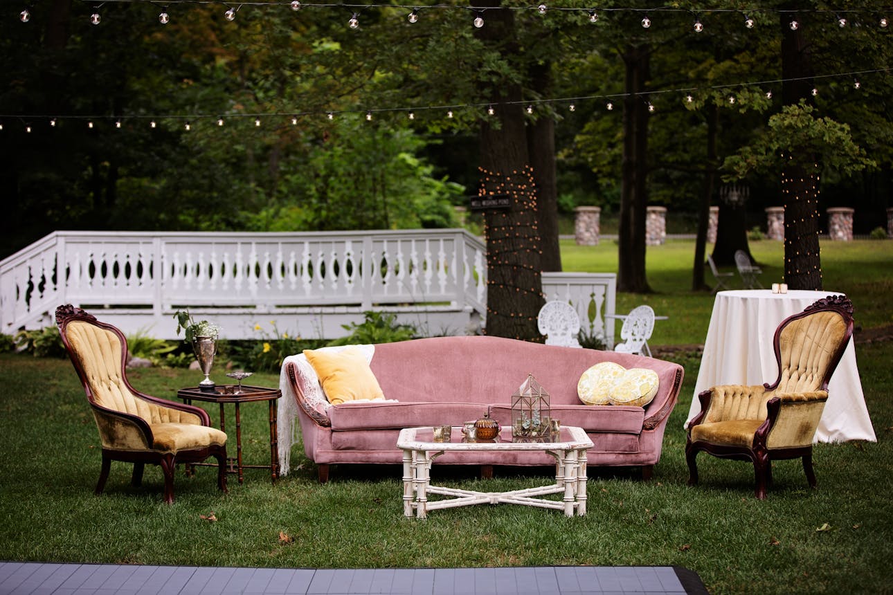 Stonegate Manor & Gardens Wedding Venue Benton Harbor MI 49101