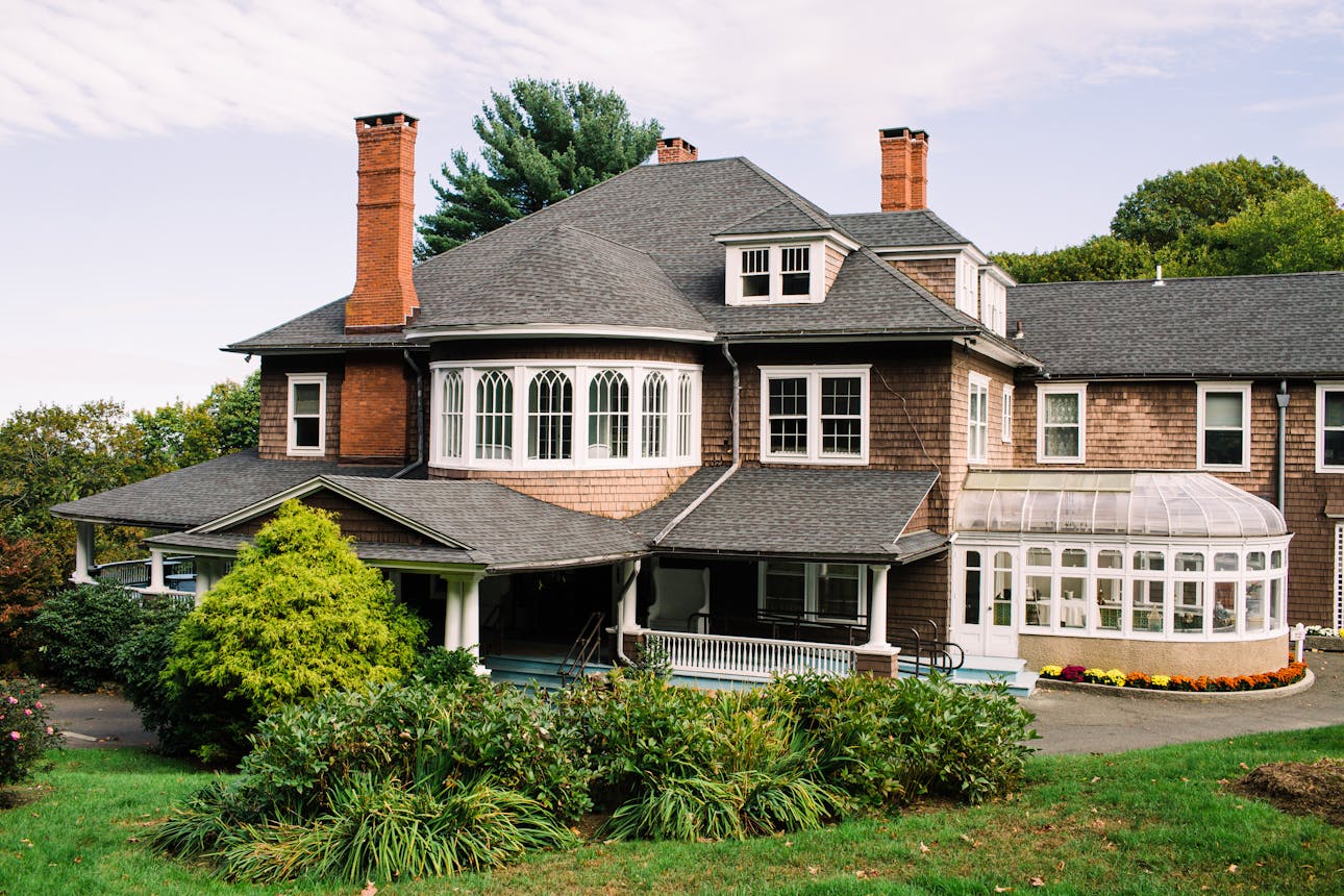 Tarrywile Park and Mansion Wedding Venue Danbury CT 06810