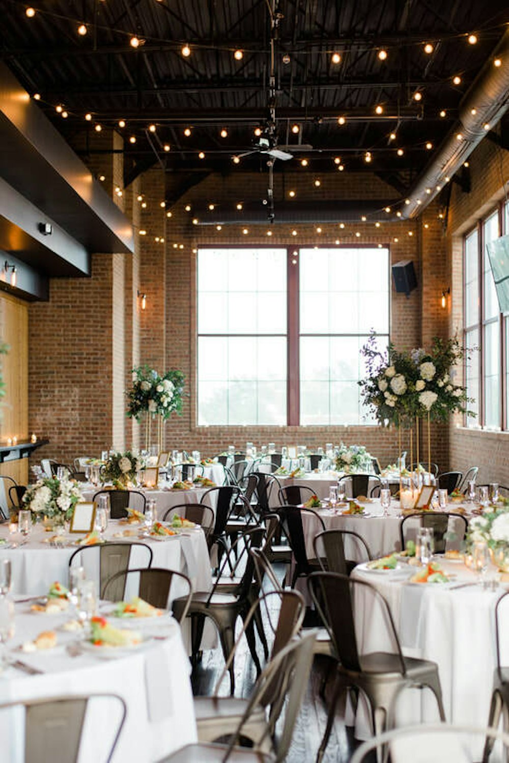 The 5th of Novi Wedding Venue Novi MI 48375